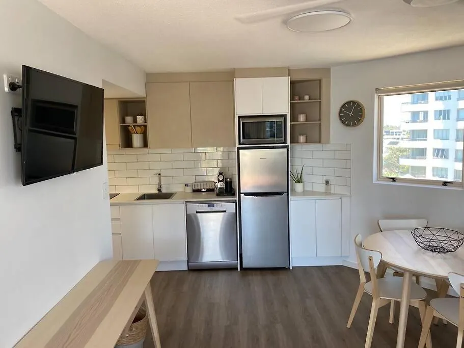 Mooloolaba Beach Apartment 0*,